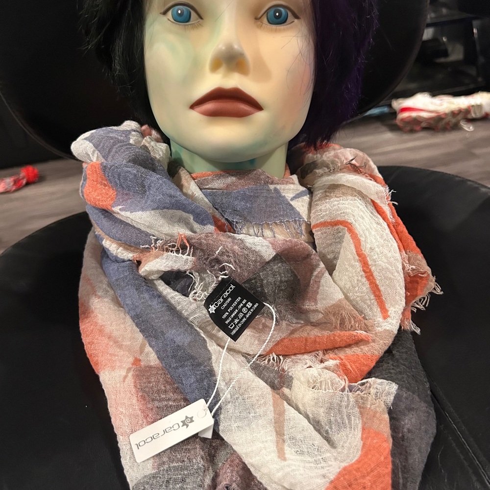 Caracol Colorful Abstract Scarf 100%polyester - Picture 9 of 13